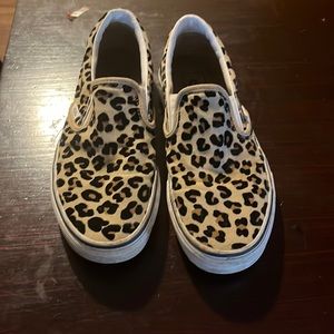 Leopard Vans